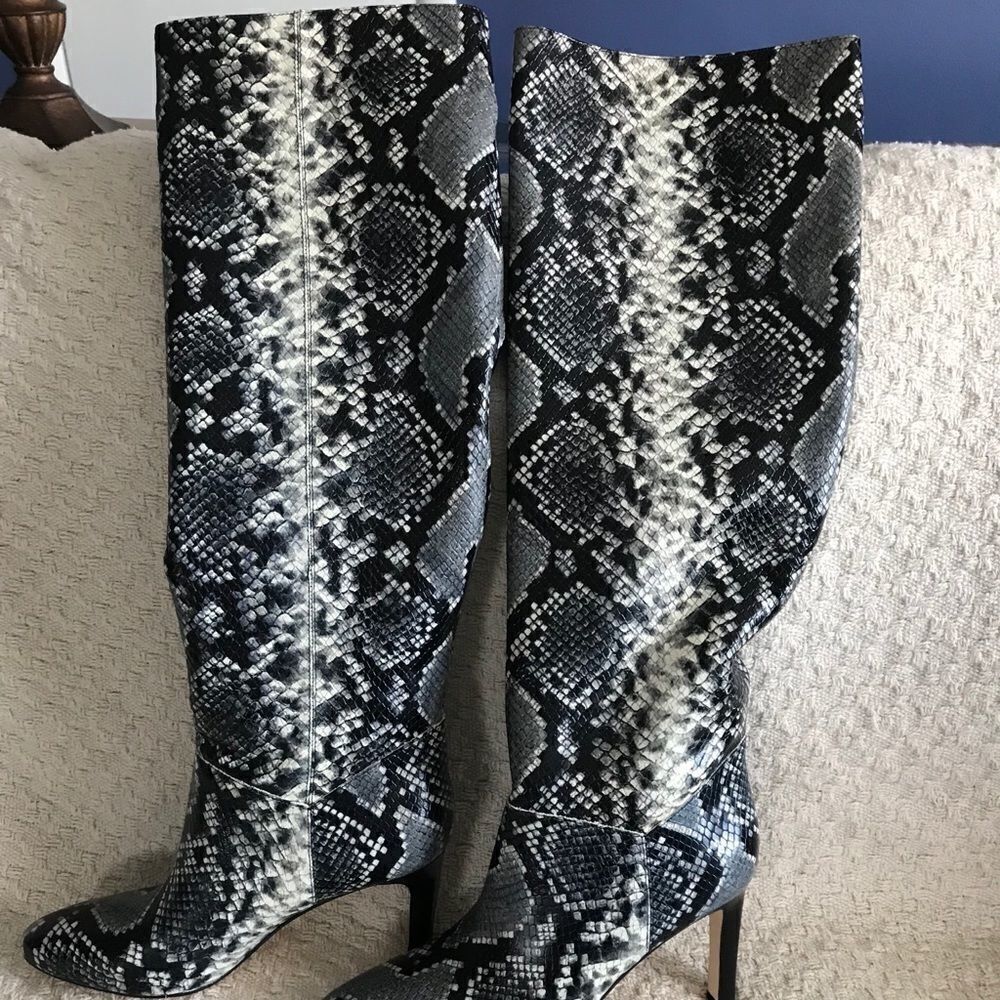 MARC Fisher knee high boots snake embossed stiletto heels size 7M gorpcore - Picture 2 of 8